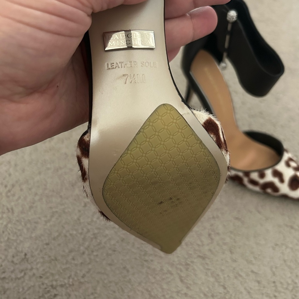 Badgley Mischka leopard print heels - Picture 10 of 12